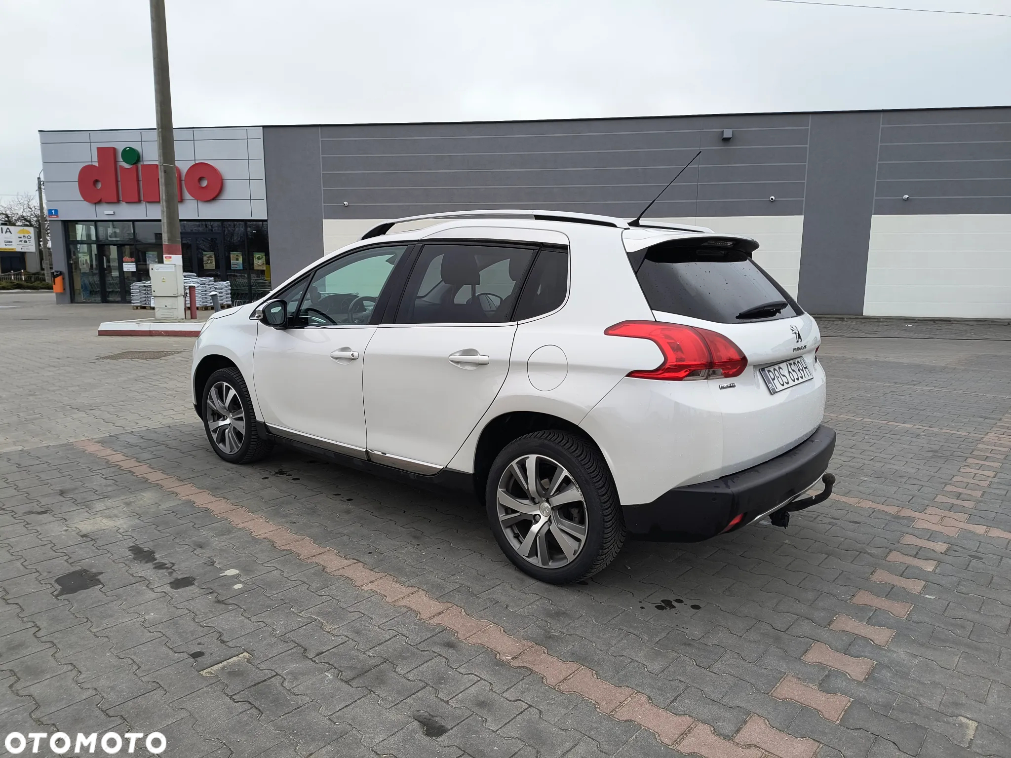 Peugeot 2008 BlueHDi FAP 120 STOP & START Business-Line - 9