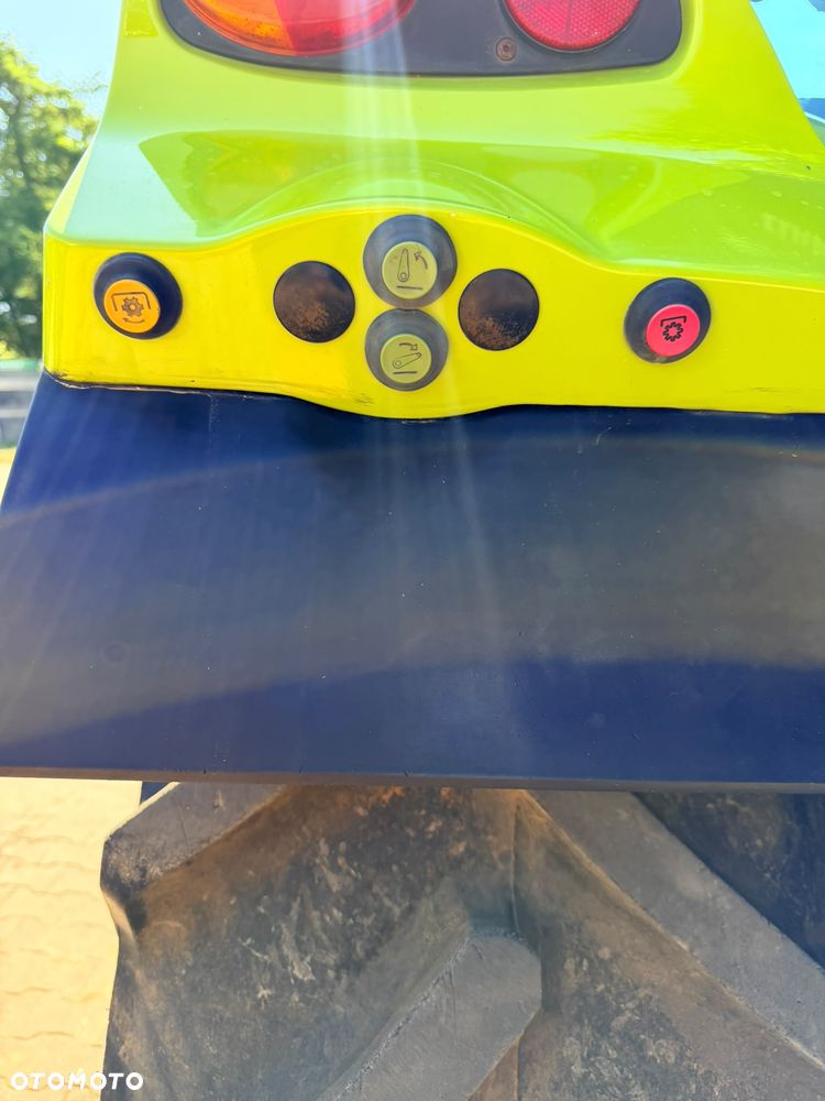 Claas Arion 520 - 25