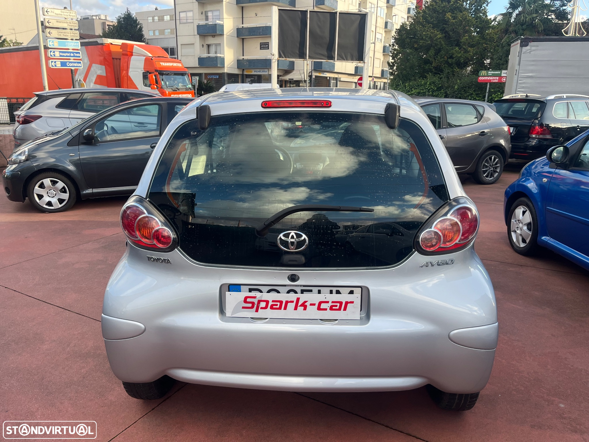 Toyota Aygo 1.0 Plus Sport Pack - 4