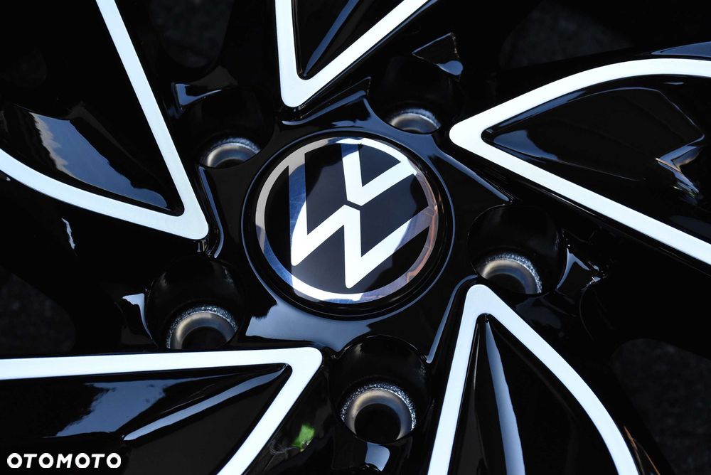 Nowe koła zimowe OEM VOLKSWAGEN Passat Adelaide 19" Continental 2025r - 8