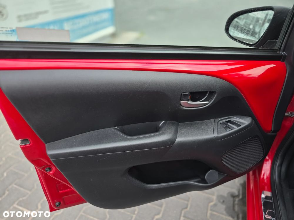 Toyota Aygo 1.0 VVT-i JBL Edition - 21