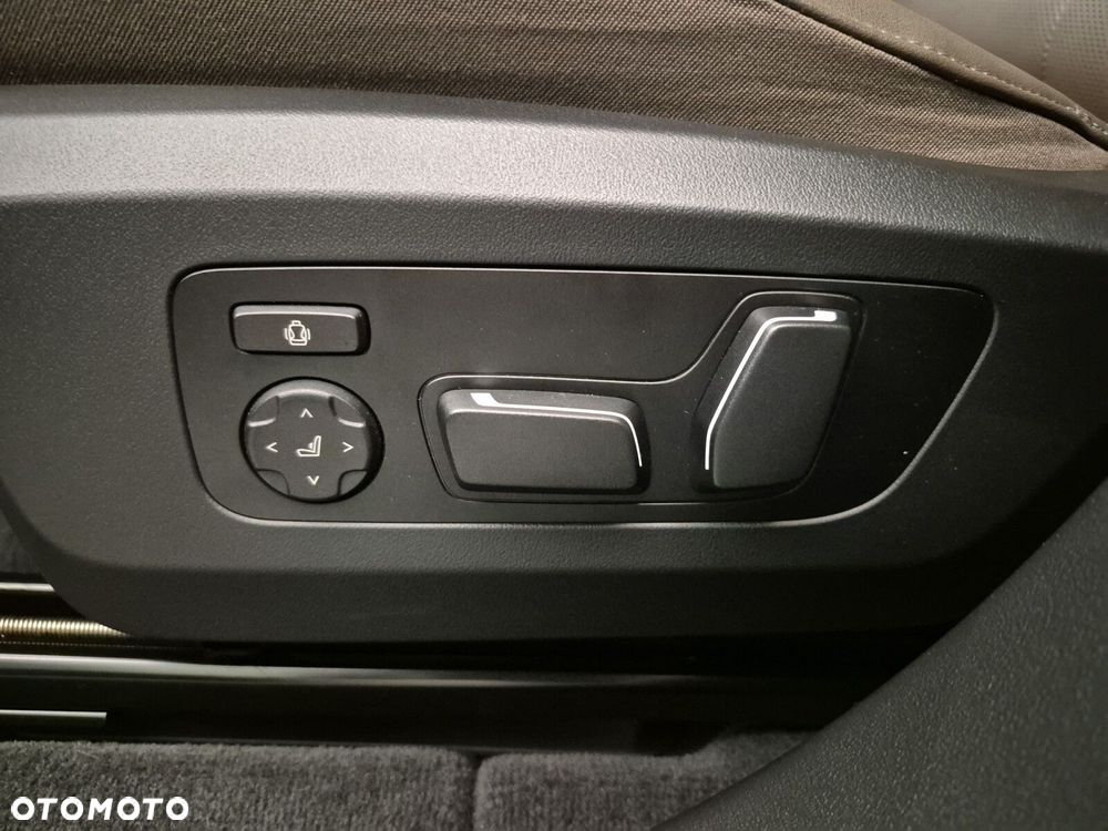 BMW X3 xDrive20d mHEV - 23