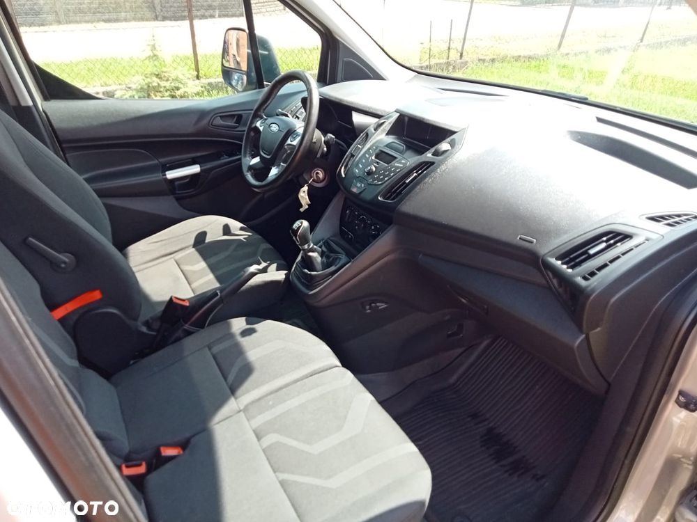 Ford Transit Connect - 6