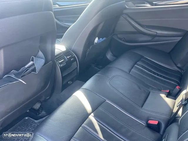 BMW 520 d Line Luxury Auto - 9