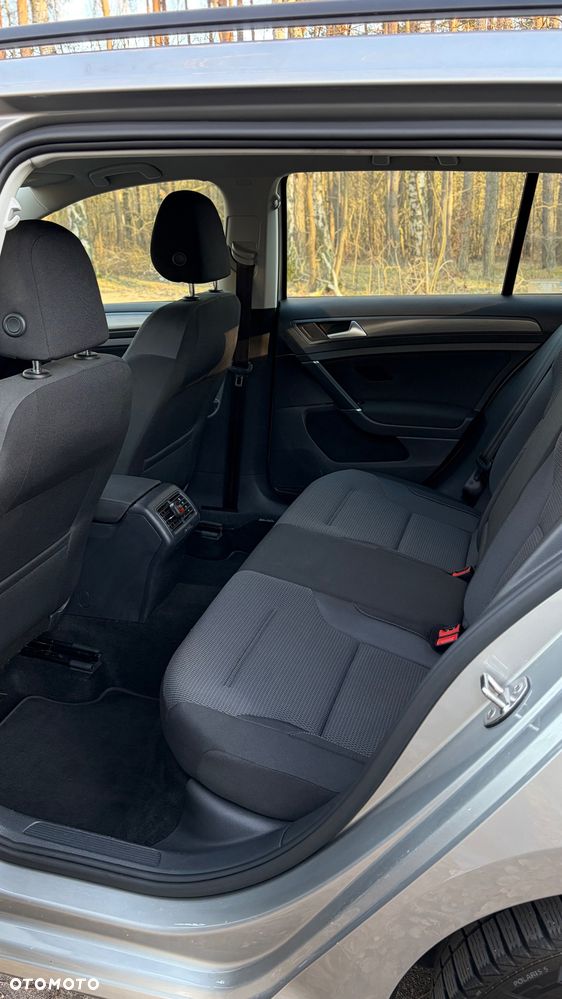 Volkswagen Golf 1.6 TDI BMT Highline - 11