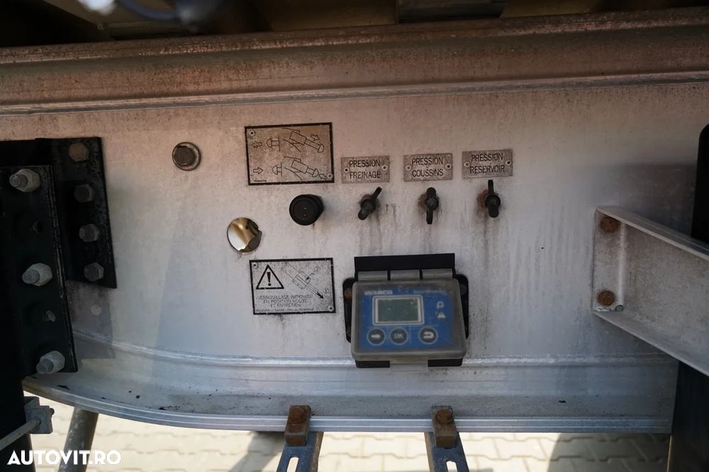 Benalu 557 BASCULĂ BENALU / 25 m³ / HYDROCLASP / ALUMINIU / 2X AXE RIDICABILE / PRELATĂ ELECTRICĂ / JANTE DIN ALIAJ / - 14