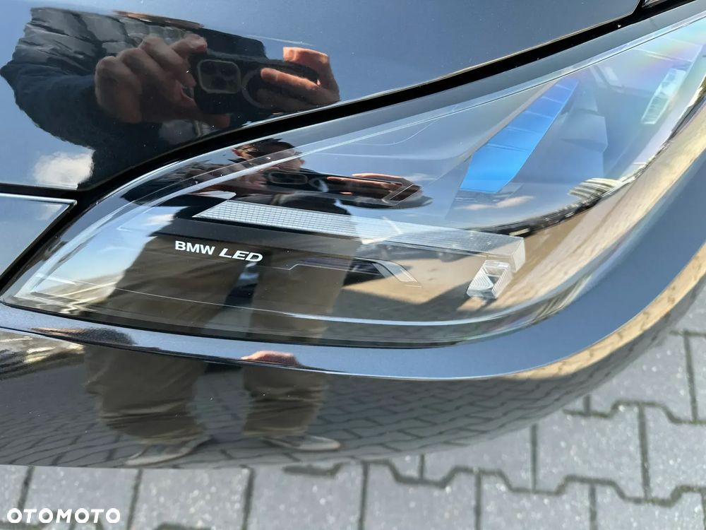 BMW Seria 1 120 mHEV - 24
