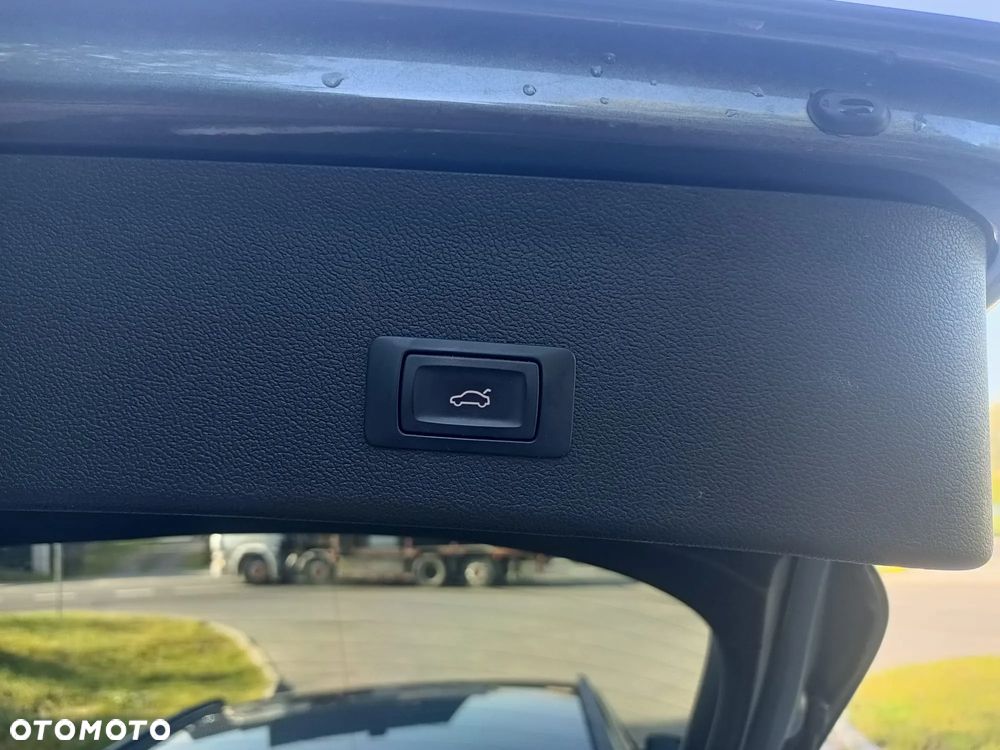 Audi A4 Avant 3.0 TFSI quattro S tronic S line Sportpaket - 26