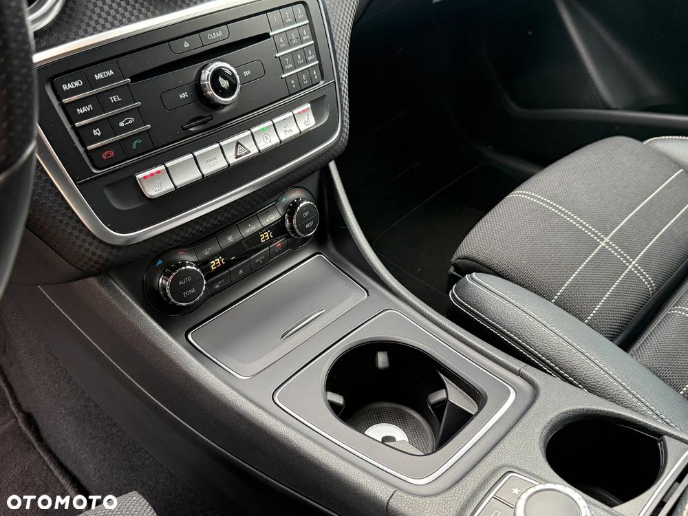 Mercedes-Benz Klasa A 200 (BlueEFFICIENCY) 7G-DCT Urban - 23
