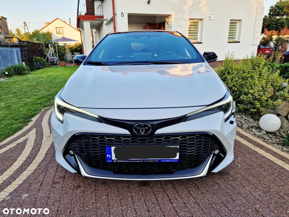 Toyota Corolla 2.0 Hybrid GR Sport Dynamic - 12