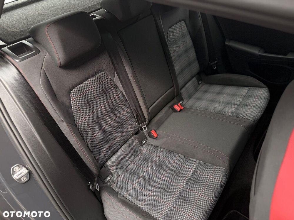 Volkswagen Golf 2.0 TSI GTI DSG - 19