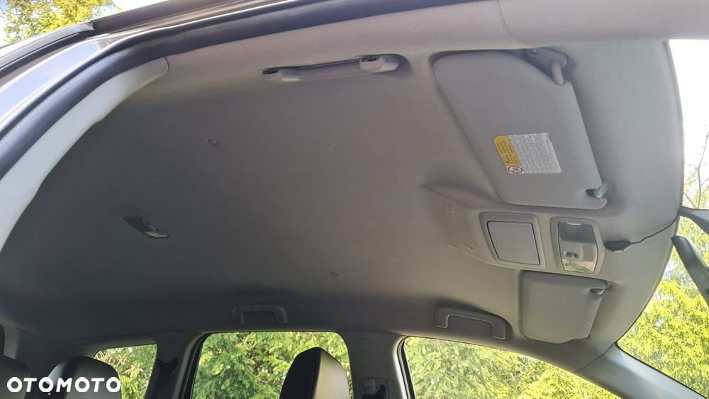 Mitsubishi Outlander - 29