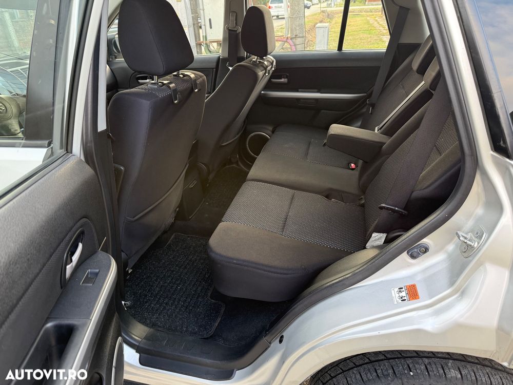Suzuki Grand Vitara 1.9 DDIS Navi - 9