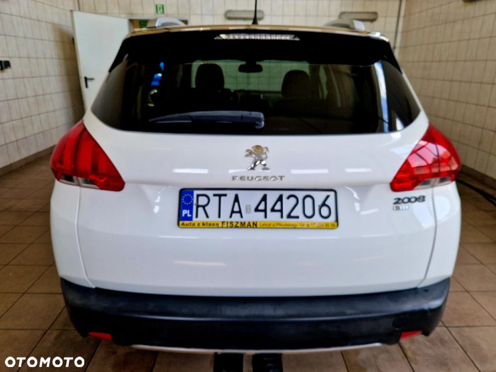 Peugeot 2008 1.6 e-HDi Allure S&S - 5