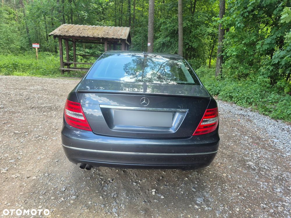 Mercedes-Benz Klasa C 180 (BlueEFFICIENCY) 7G-TRONIC Avantgarde - 10