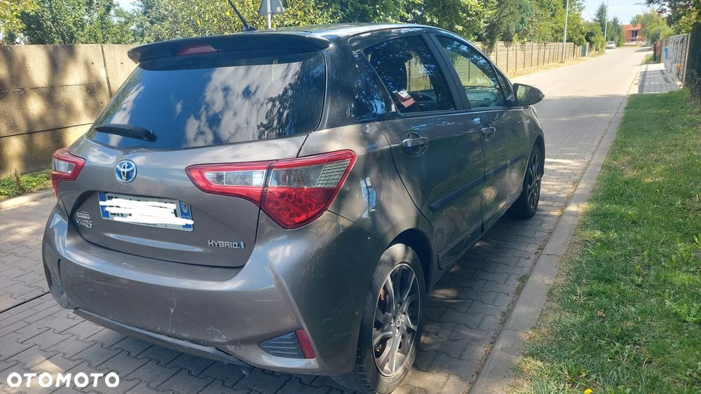 Toyota Yaris 1.5 VVT-i Launch Edition - 4