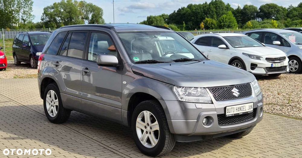 Suzuki Grand Vitara - 11