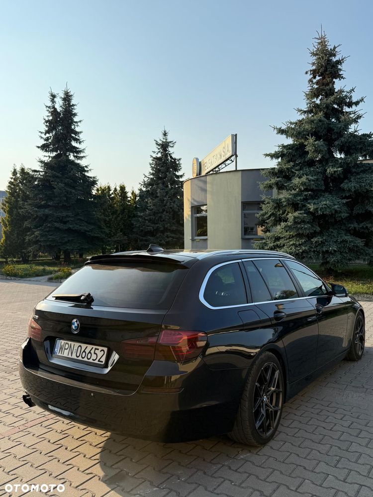 BMW Seria 5 520d xDrive - 5