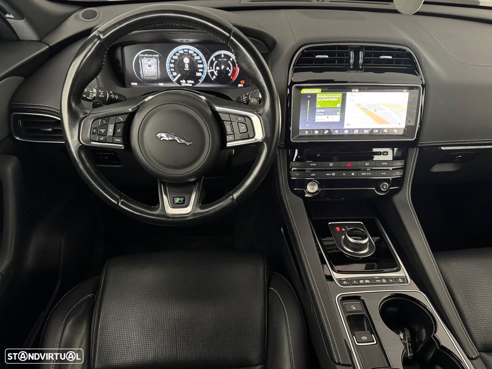 Jaguar F-Pace 2.0 i4D R-Sport Aut. - 20