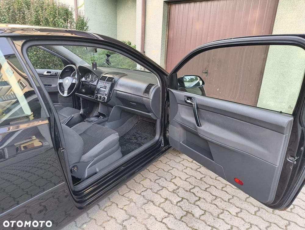 Volkswagen Polo - 11