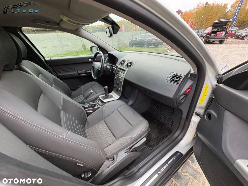 Volvo V50 1.6D Summum - 21