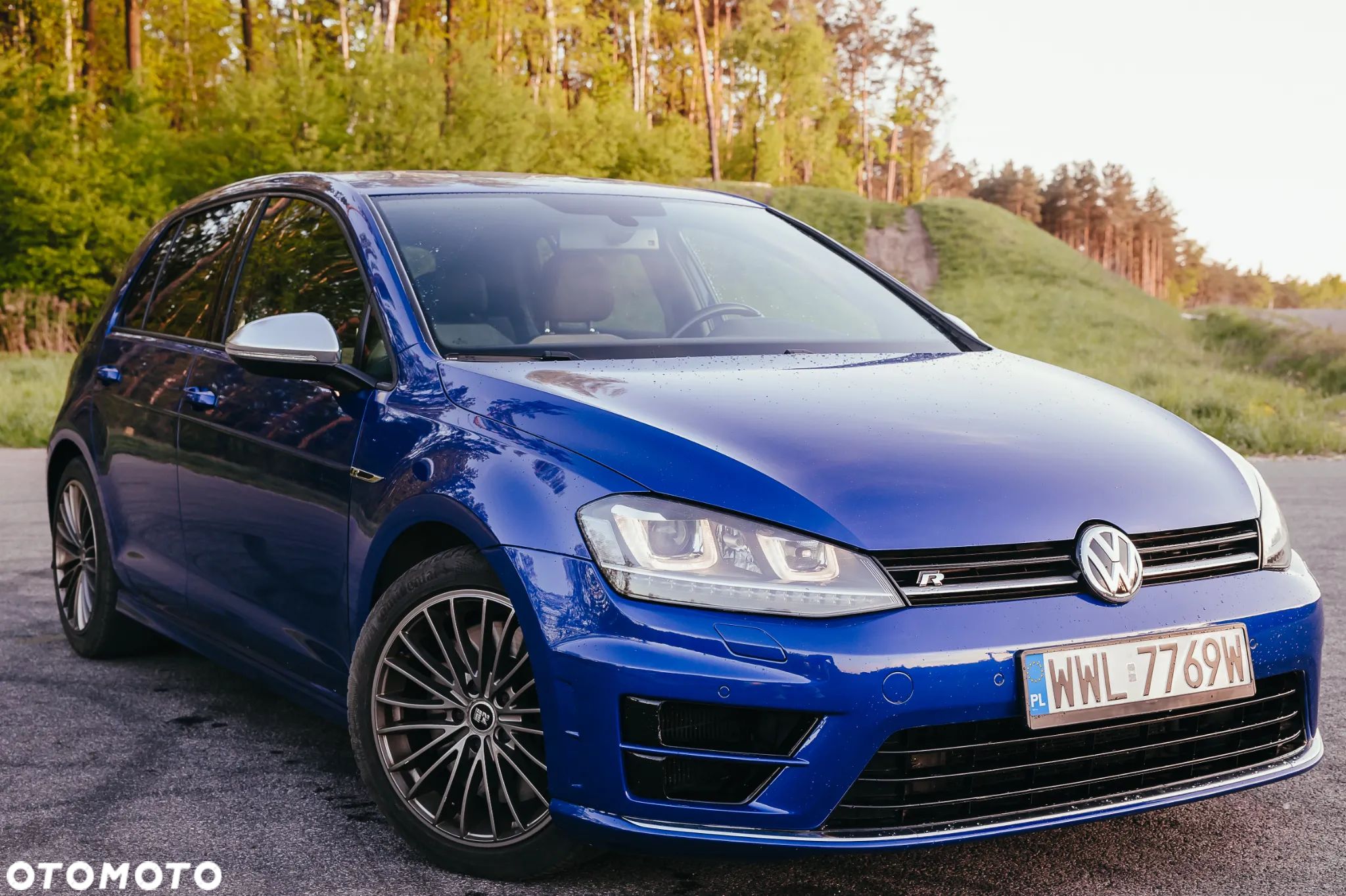 Volkswagen Golf VII 2.0 TSI BMT 4Mot R - 1