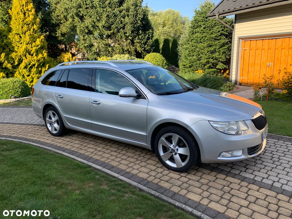 Skoda Superb 2.0 TDI 4x4 Exclusive - 3