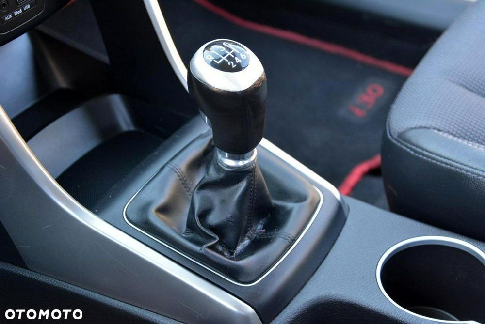 Hyundai i30 1.6 GDI BlueDrive Premium - 25