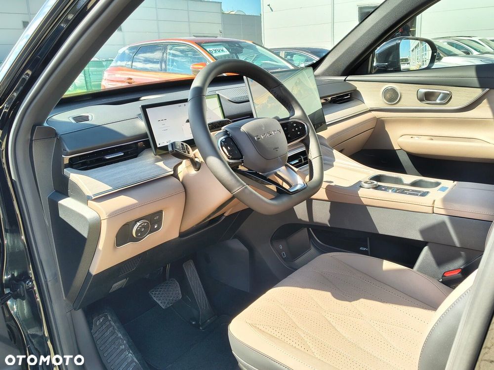 Chery Tiggo 8 1.5 T-GDI Super Hybrid Prestige DCT - 13