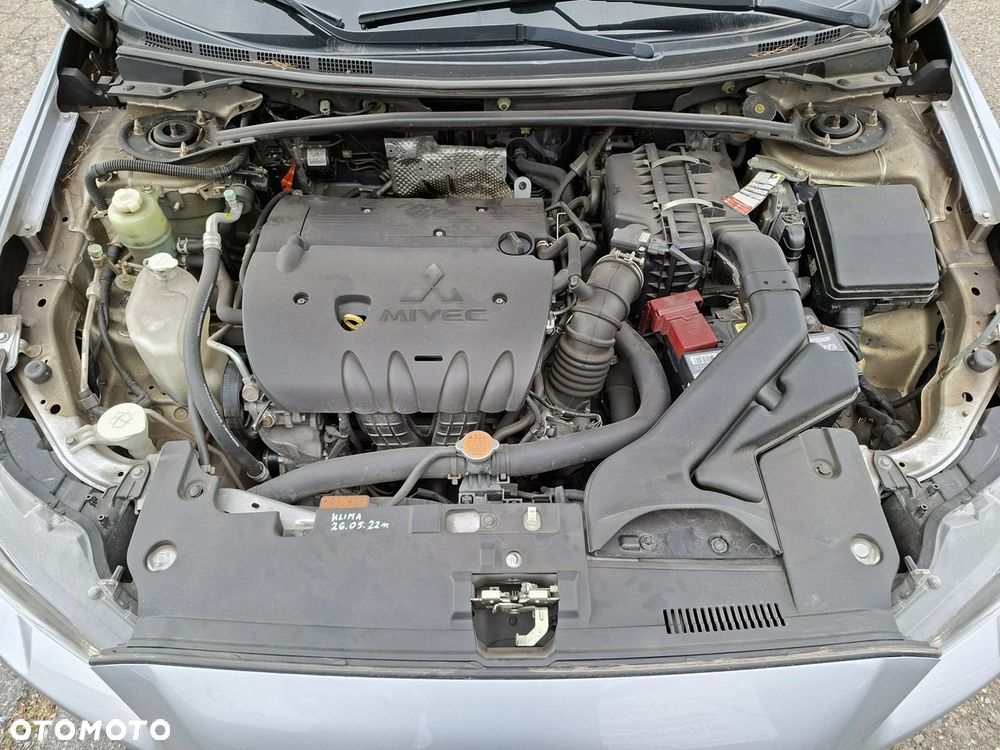 Mitsubishi Lancer - 25