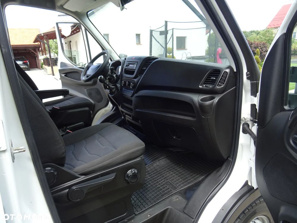 Iveco 35c14 Wywrotka 3-stronna Doka Klima Hak Doinwestowana - 26