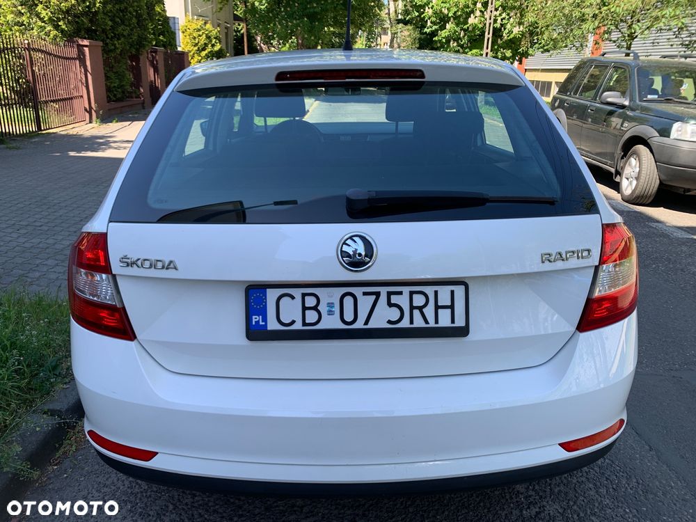 Skoda RAPID 1.2 Edition - 4