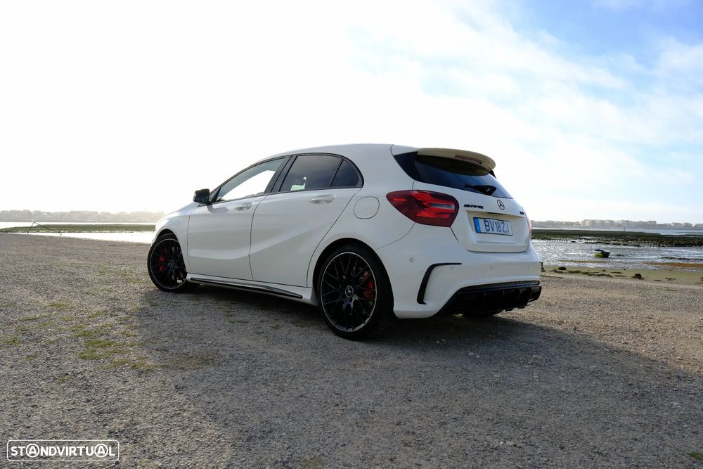 Mercedes-Benz A 45 AMG 4Matic Speedshift 7G-DCT - 4