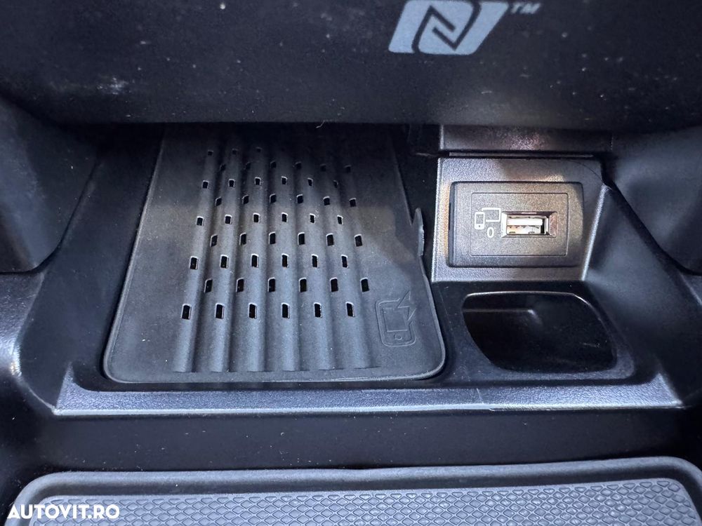 Mercedes-Benz E 300 Aut. - 29