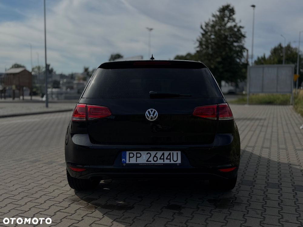 Volkswagen Golf 1.6 TDI BlueMotion Technology DSG Comfortline - 5