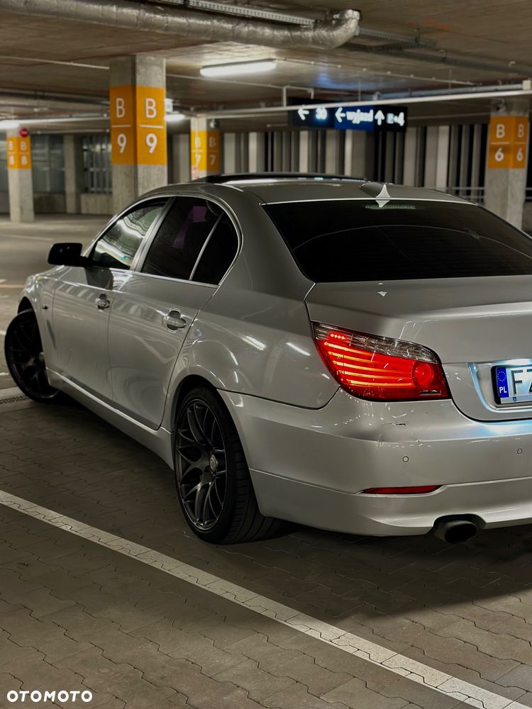 BMW Seria 5 520d - 8