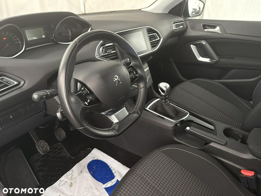 Peugeot 308 - 14