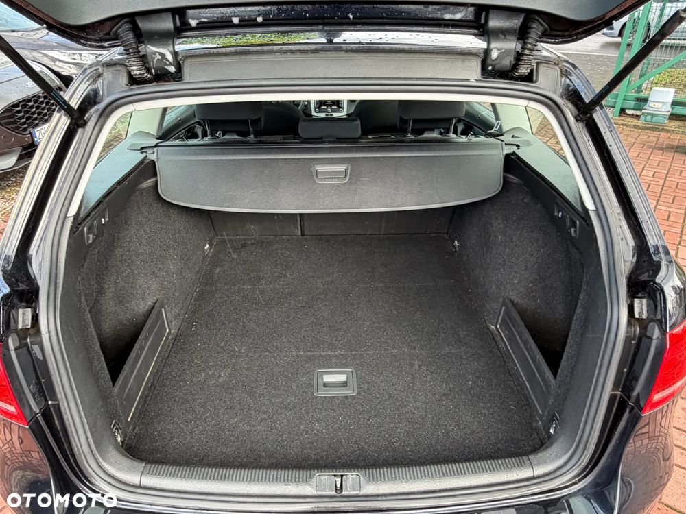 Volkswagen Passat 2.0 Blue TDI SCR Comfortline - 10