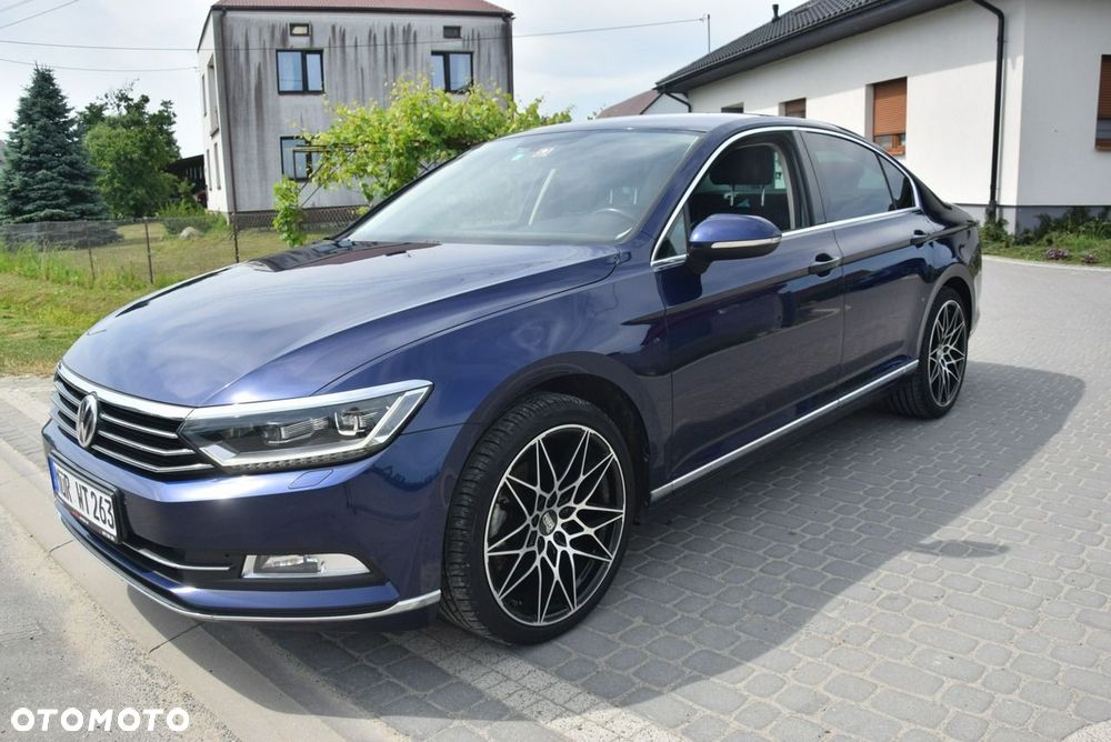 Volkswagen Passat - 8