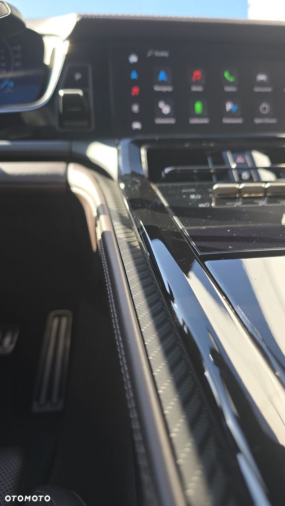 Porsche Panamera - 35