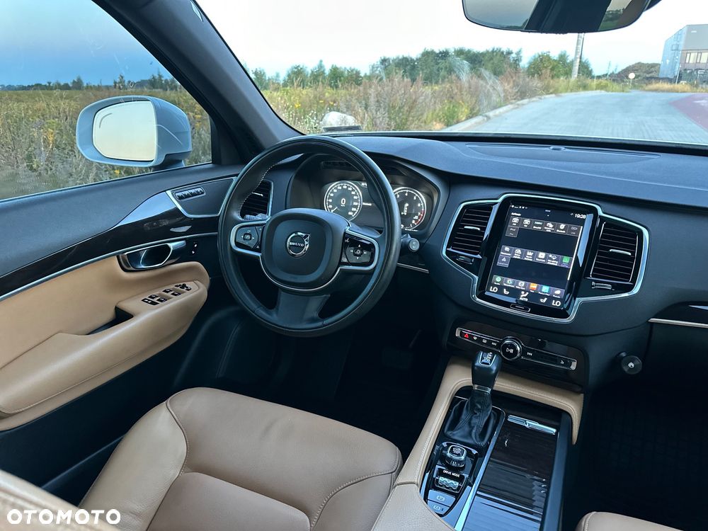 Volvo XC 90 T6 AWD Momentum 7os - 10