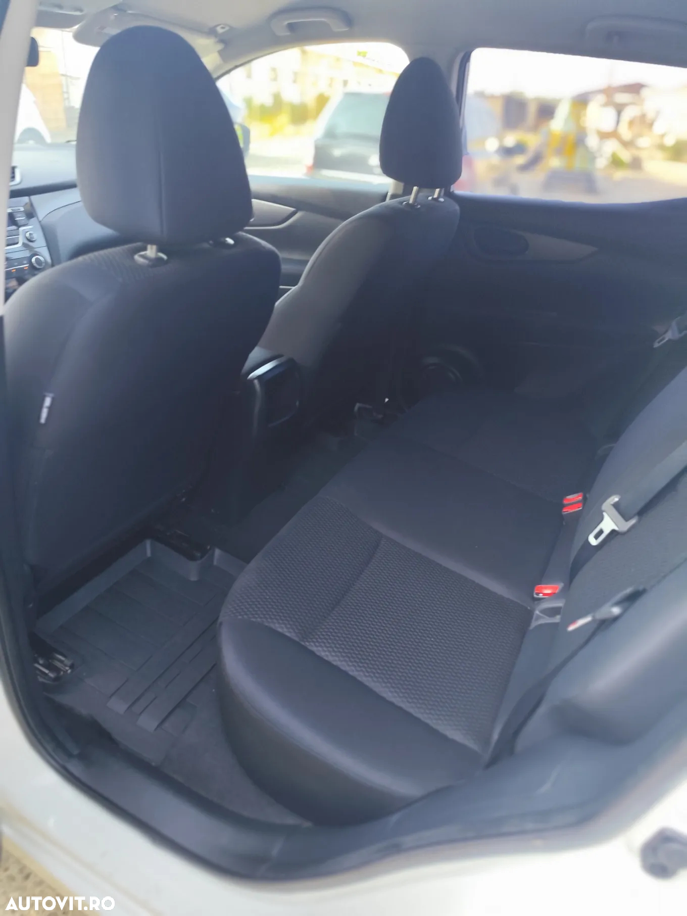 Nissan Qashqai 1.5 DCI TEKNA - 8