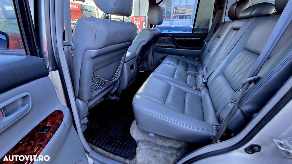 Toyota Land Cruiser 90 TD4-D L. Aut - 14