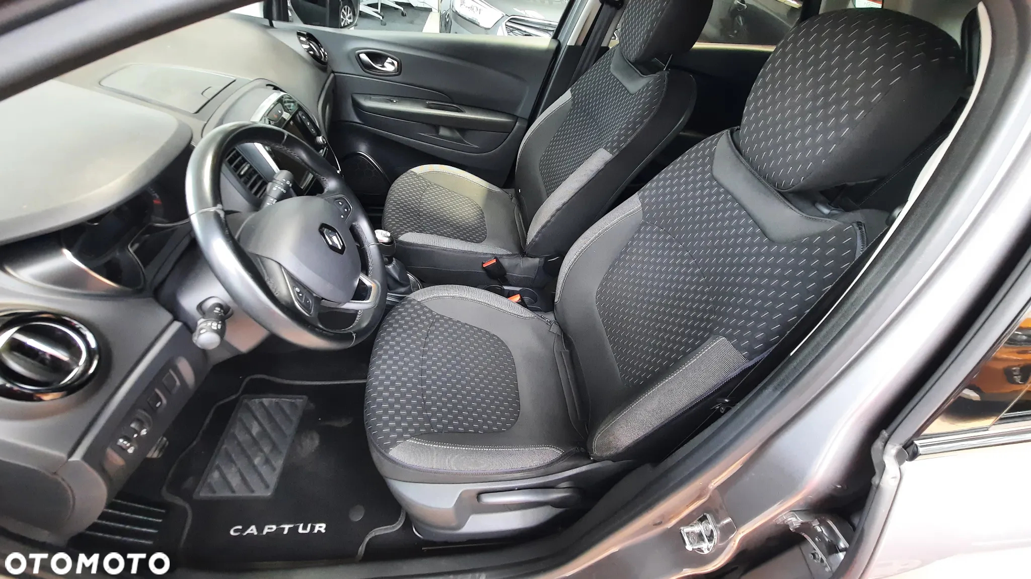 Renault Captur 0.9 Energy TCe Intens EU6 - 10
