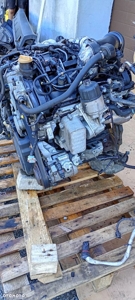 Silnik kompletny z osprzętem Jeep Grand Cherokee IV WK2 3.0 CRD VM23D 156500KM - 9