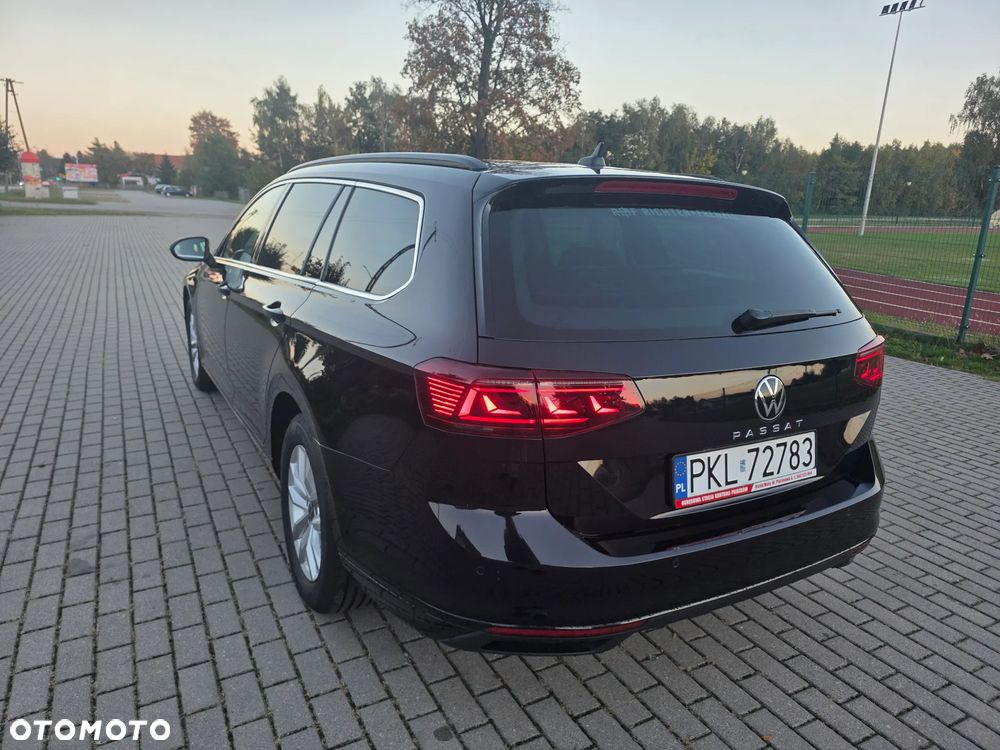 Volkswagen Passat 2.0 TDI SCR Style DSG - 14