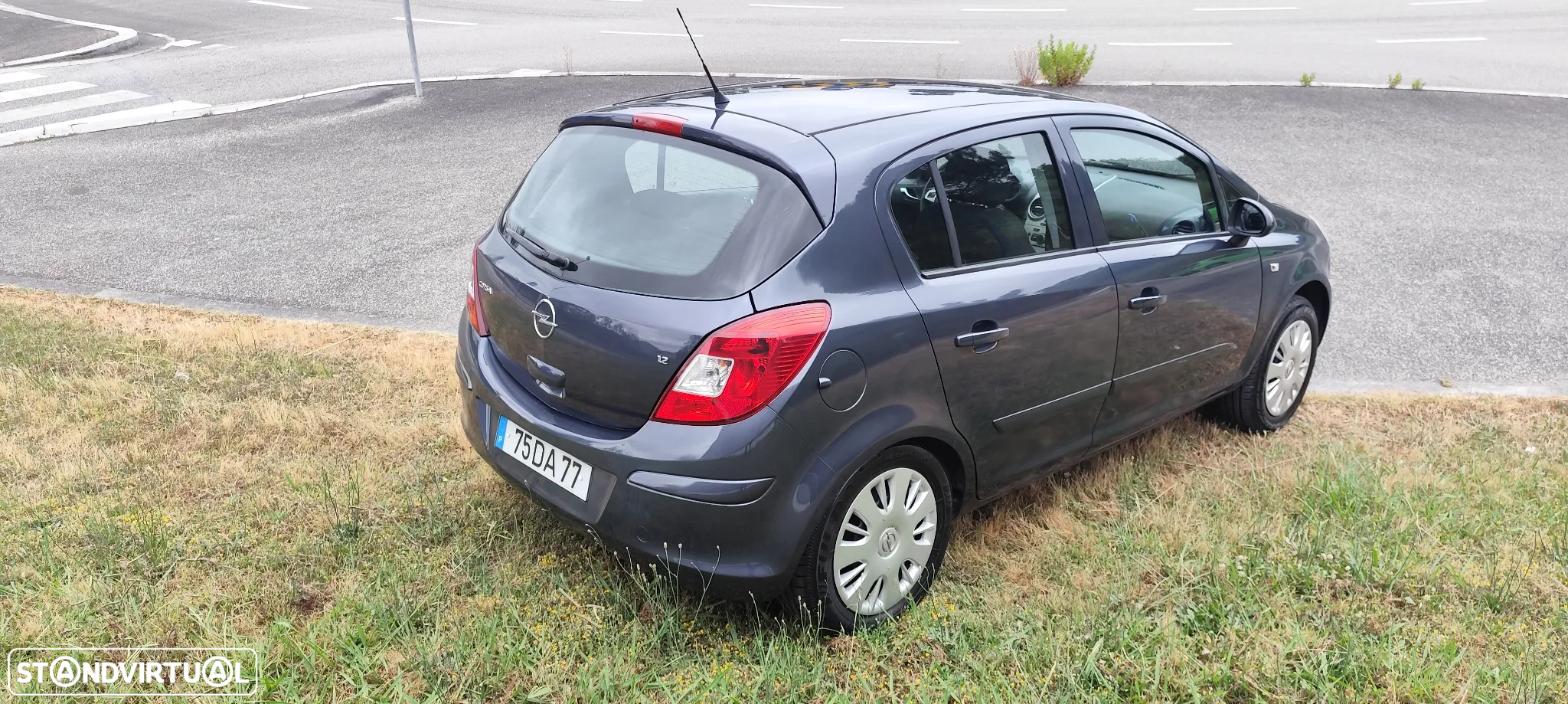 Opel Corsa 1.2 Enjoy - 5