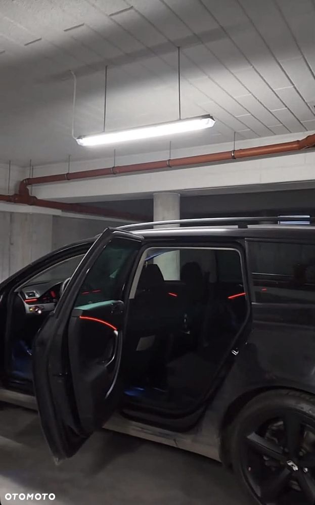 Volkswagen Passat 2.0 TDI DPF Sportline - 8