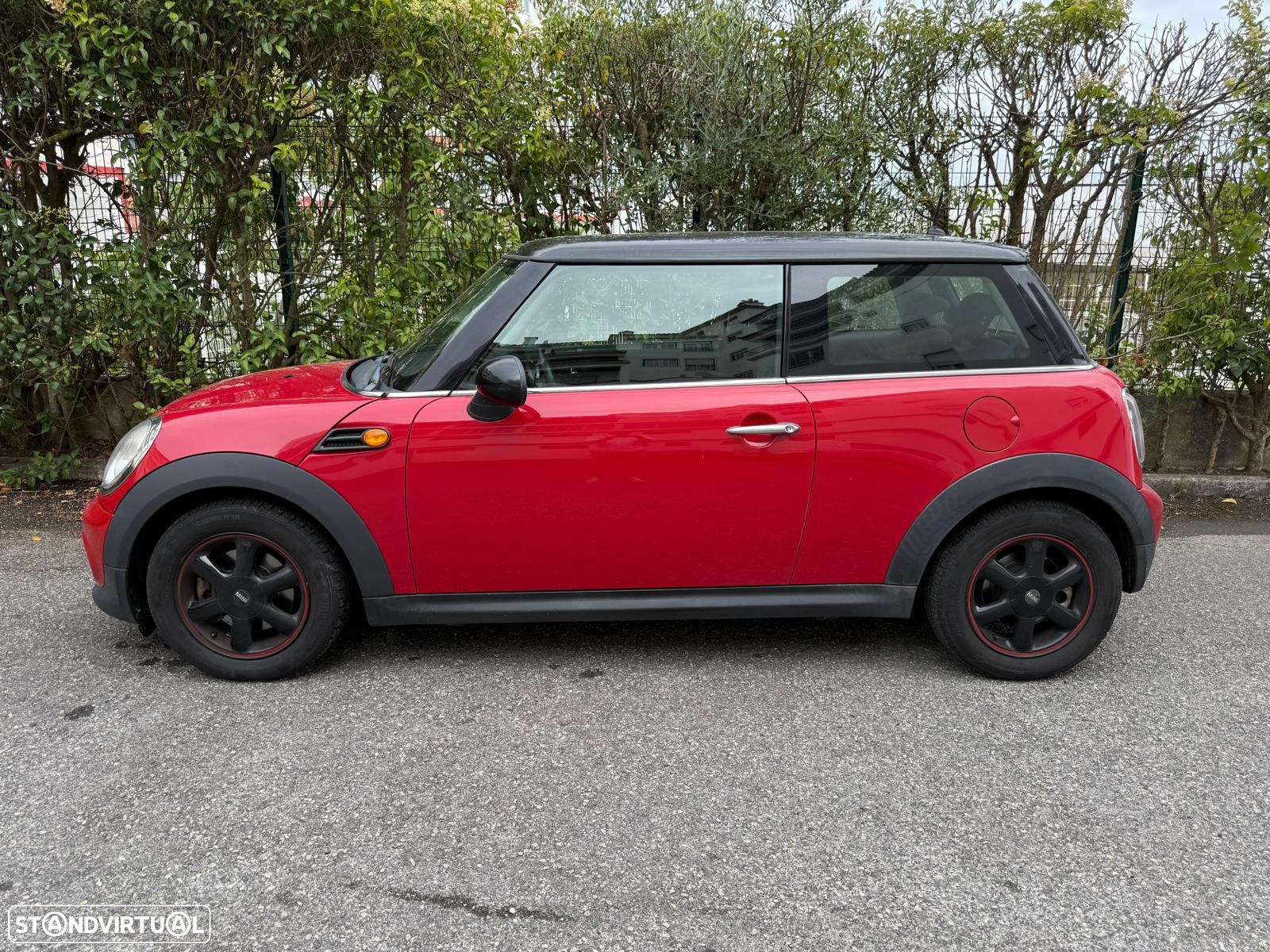 MINI 3 Portas Cooper D - 10