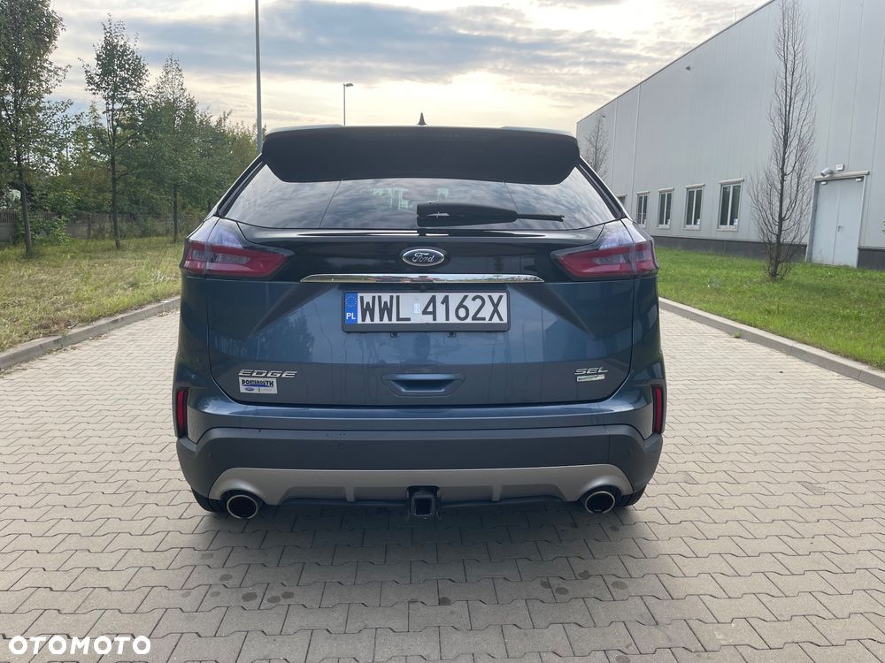 Ford Edge - 11